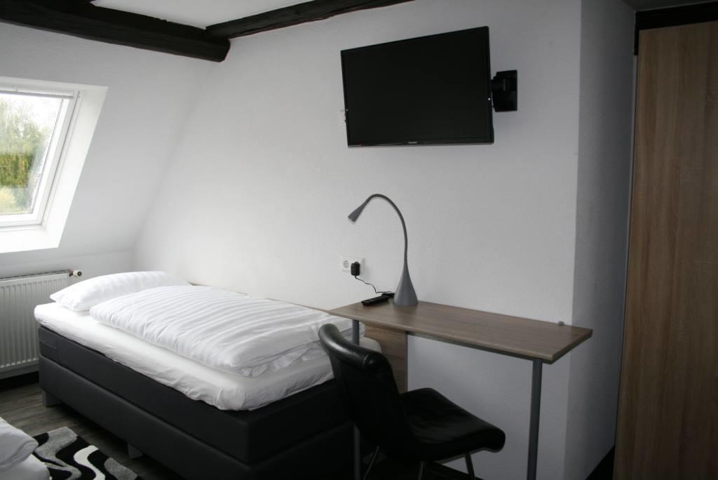 Landhotel Schwarzer Adler Tiefenbronn Εξωτερικό φωτογραφία